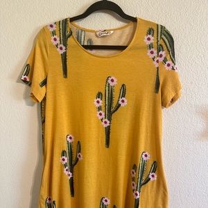 Cactus t-shirt dress. Size L New without tags.